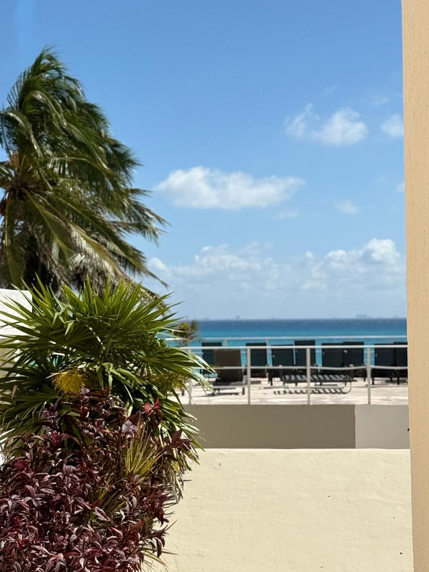 Luciana Hotel & Beach Club Playa del Carmen Kültér fotó